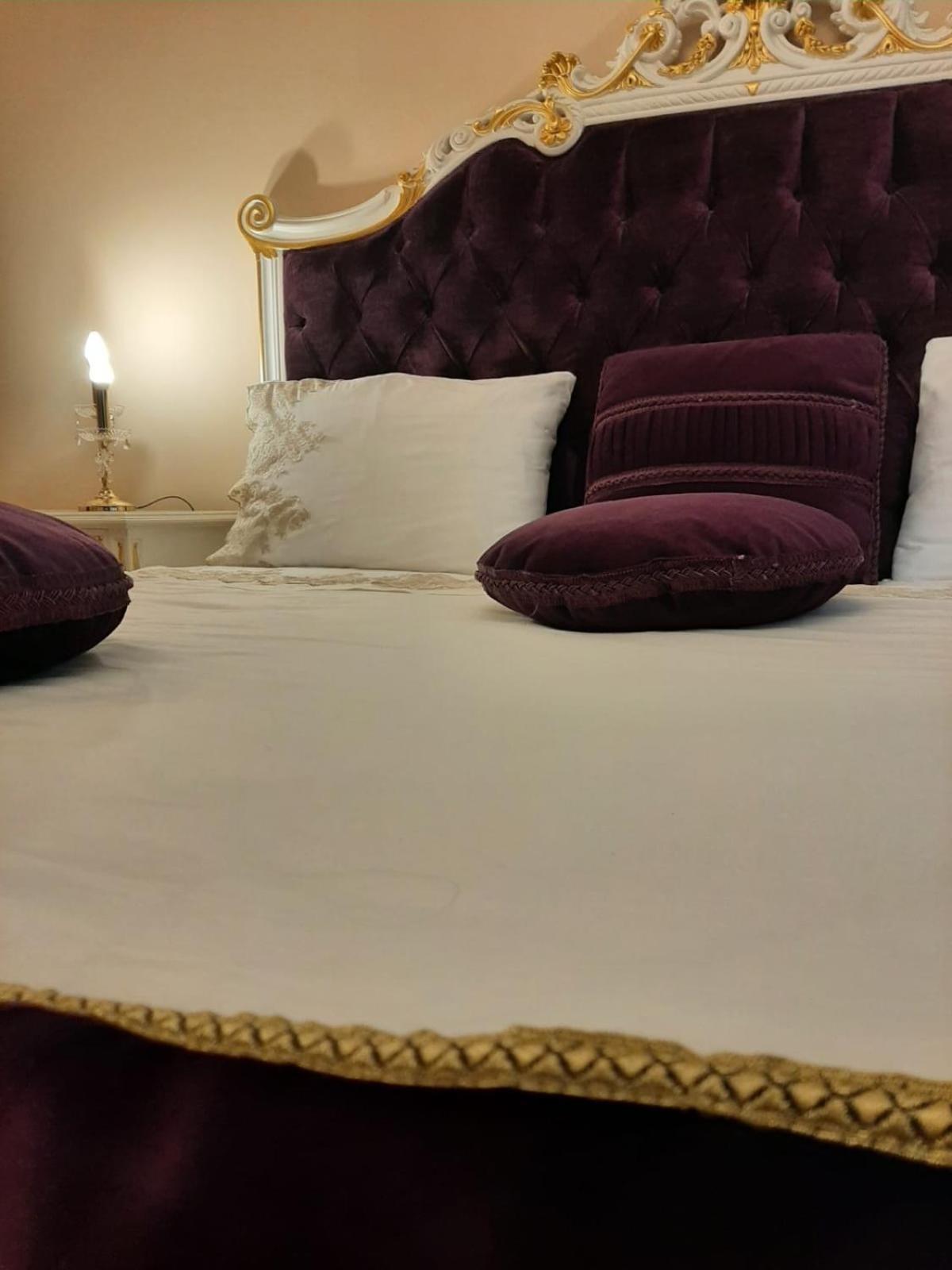 Hotel Boutique Vila Lakastel Sinaia Zewnętrze zdjęcie