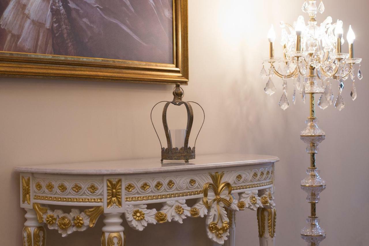 Hotel Boutique Vila Lakastel Sinaia Zewnętrze zdjęcie