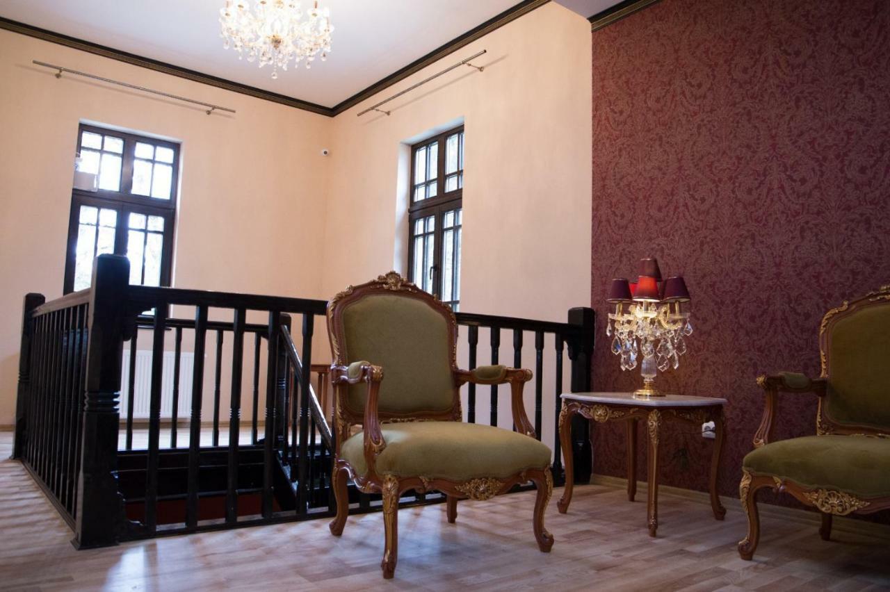 Hotel Boutique Vila Lakastel Sinaia Zewnętrze zdjęcie